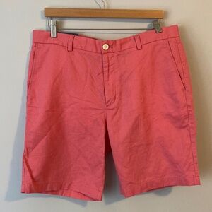 Vineyard Vines - men’s classic fit flat front breaker shorts- 9” inseam- size 35